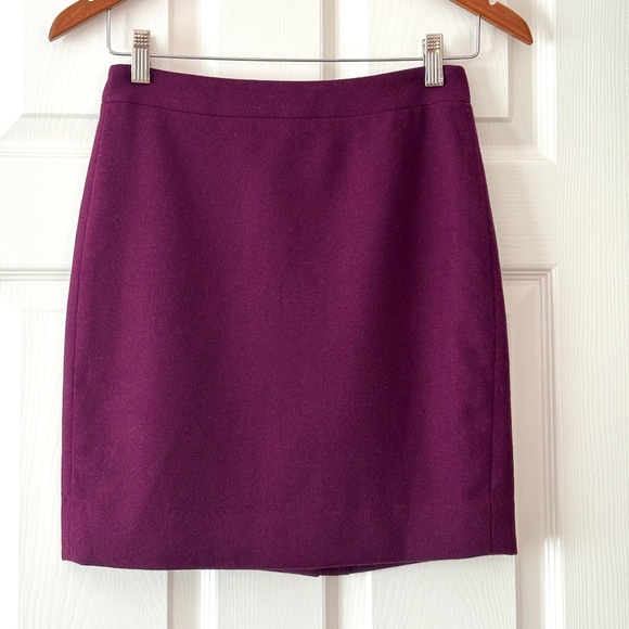 J Crew "The Pencil Skirt" - Raspberry/Plum Size 00P - Picture 2 of 10